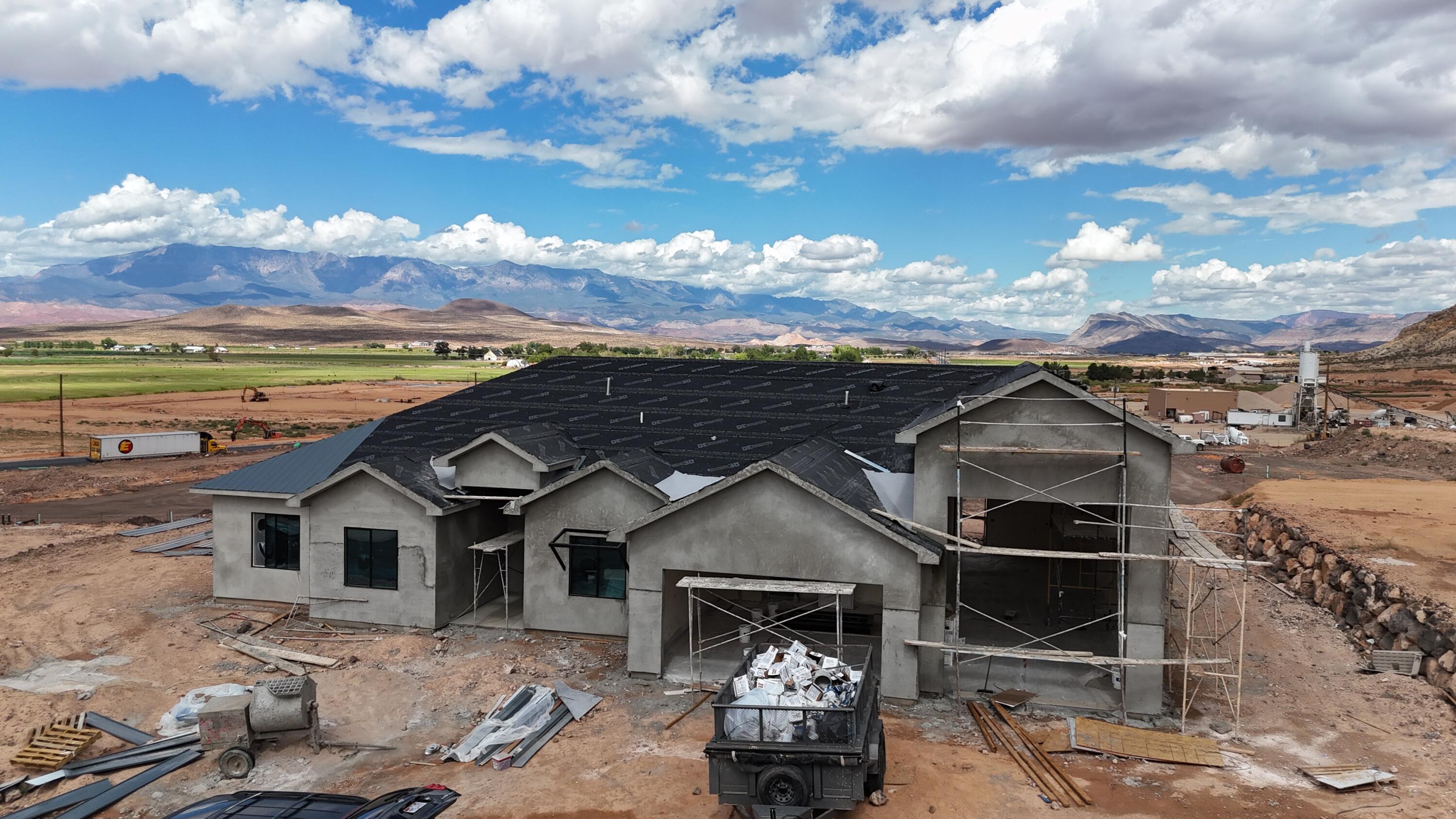 1014 W Rock View Dr — photo