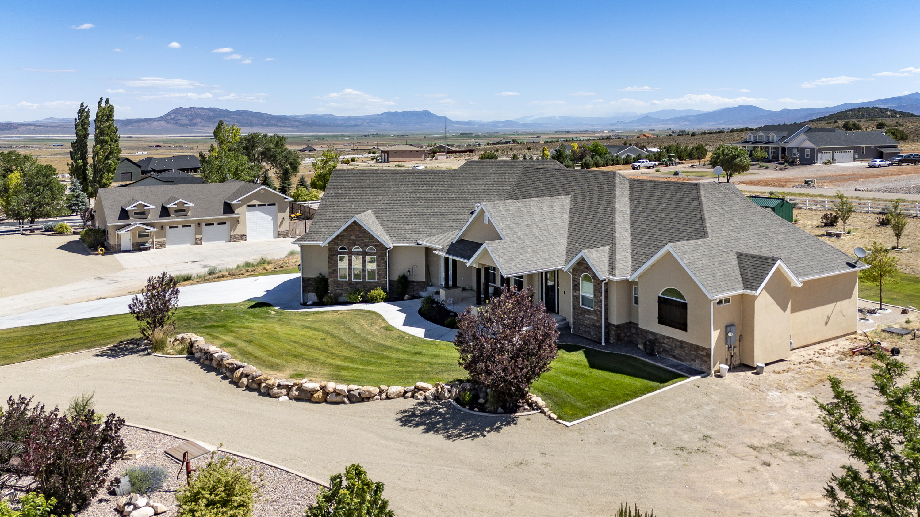 3311 W Allard Ranch Dr — photo