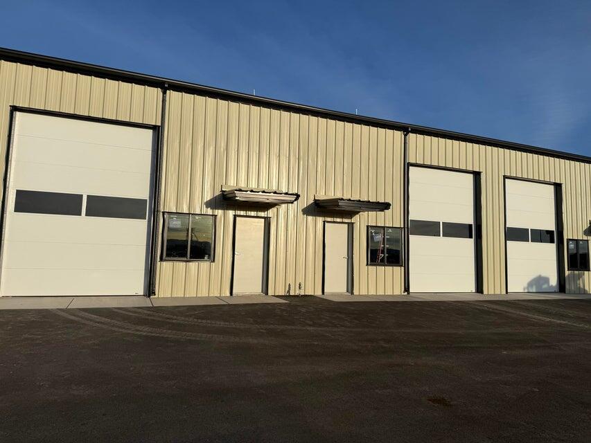 814 N 2475 W — photo