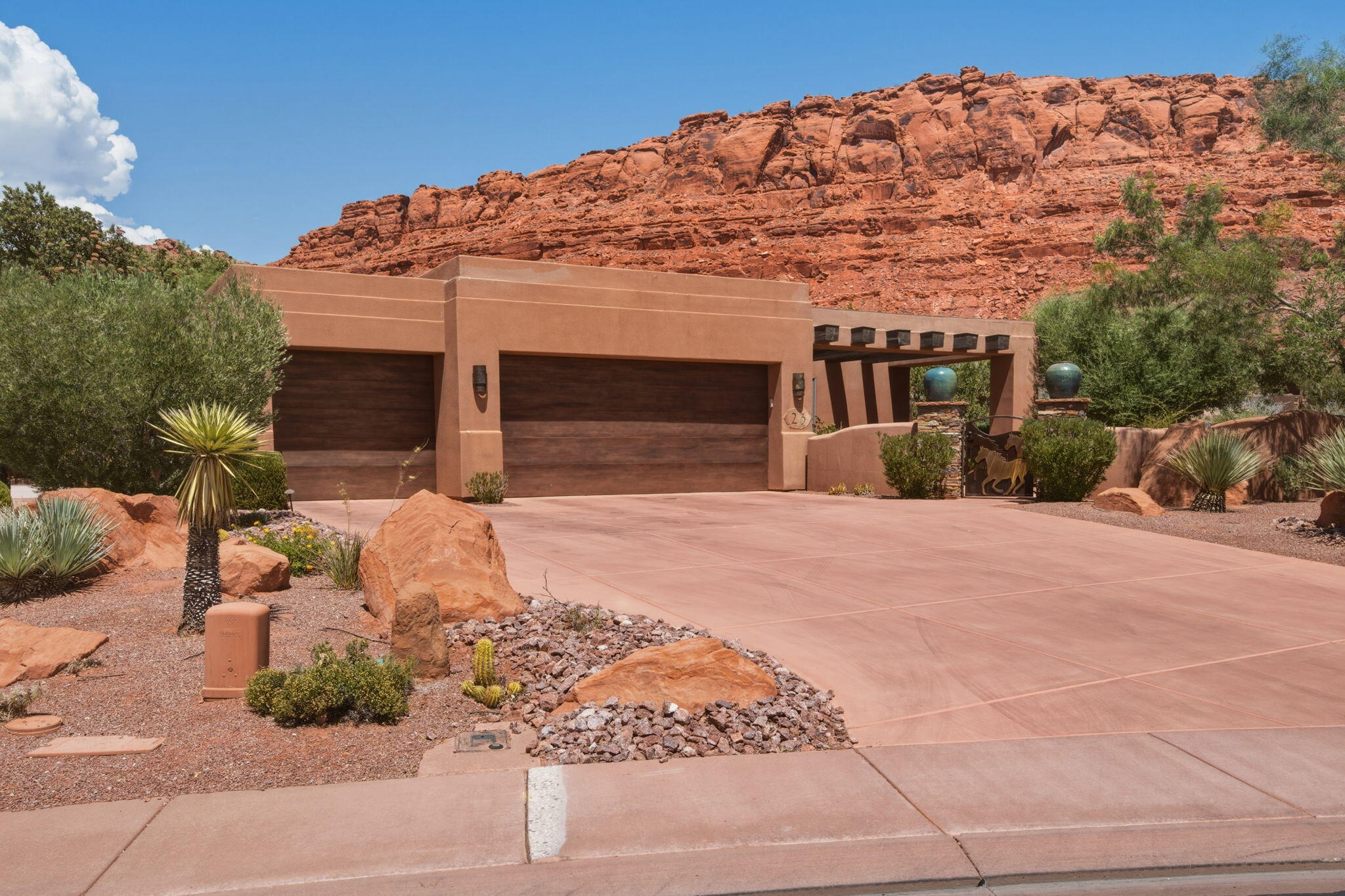 2336 Entrada Trail 23 — photo