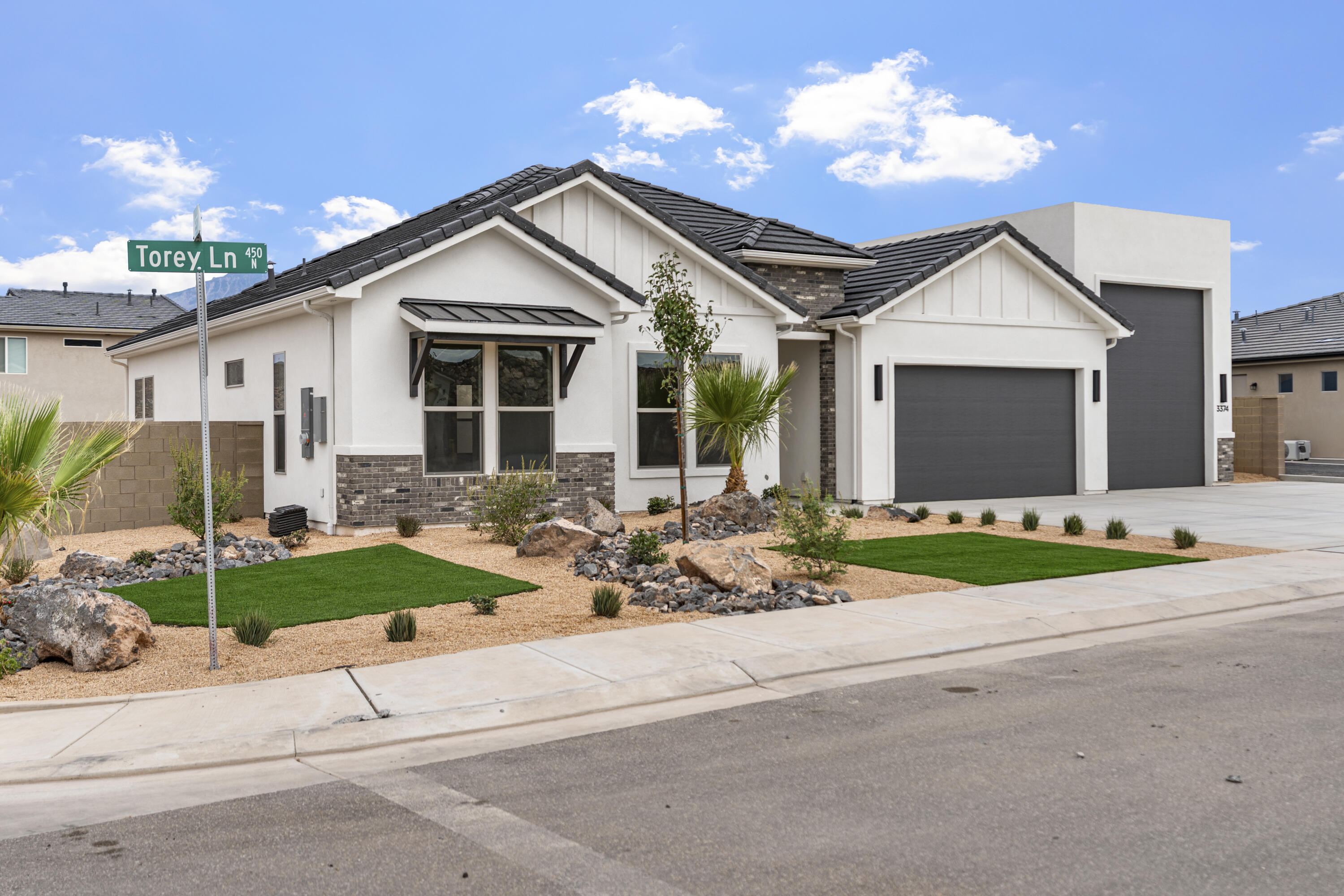 3374 W Torey Ln — photo