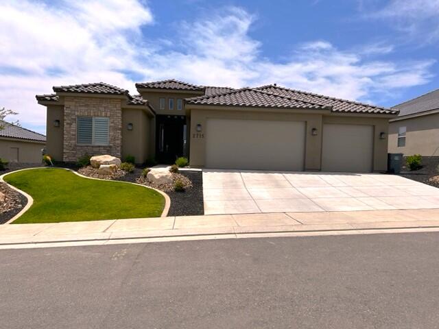 2715 W Trasimeno Dr — photo