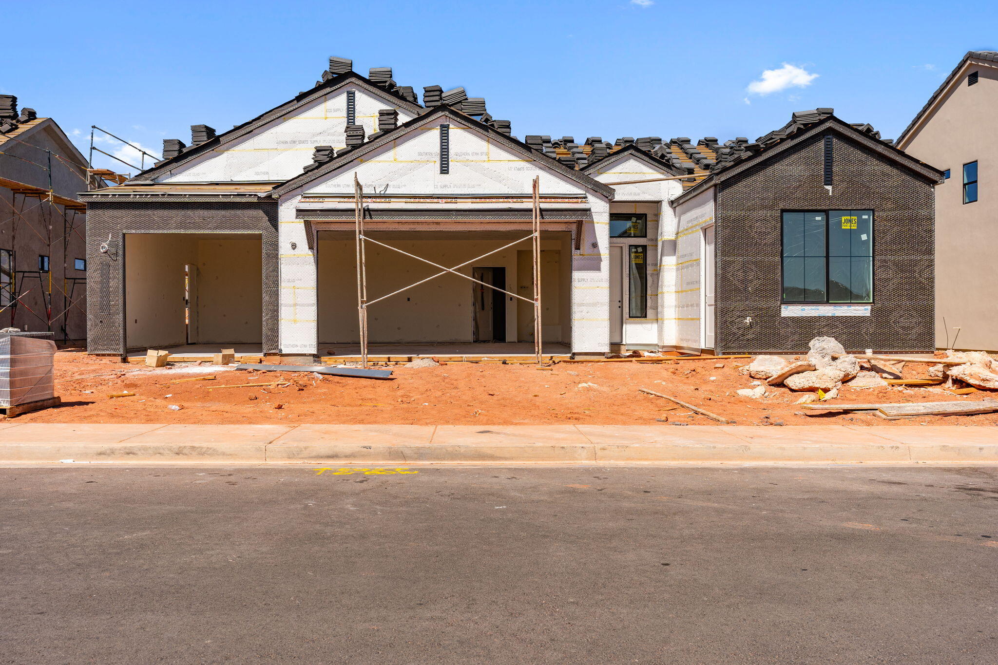 2381 Patricia Dr — photo