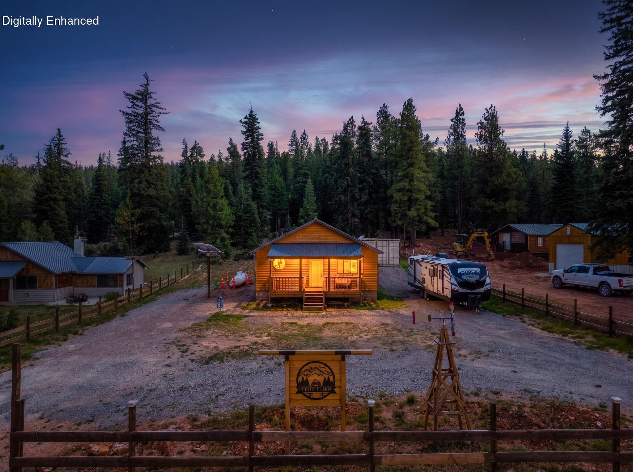 1265 W Strawberry Point Rd — photo