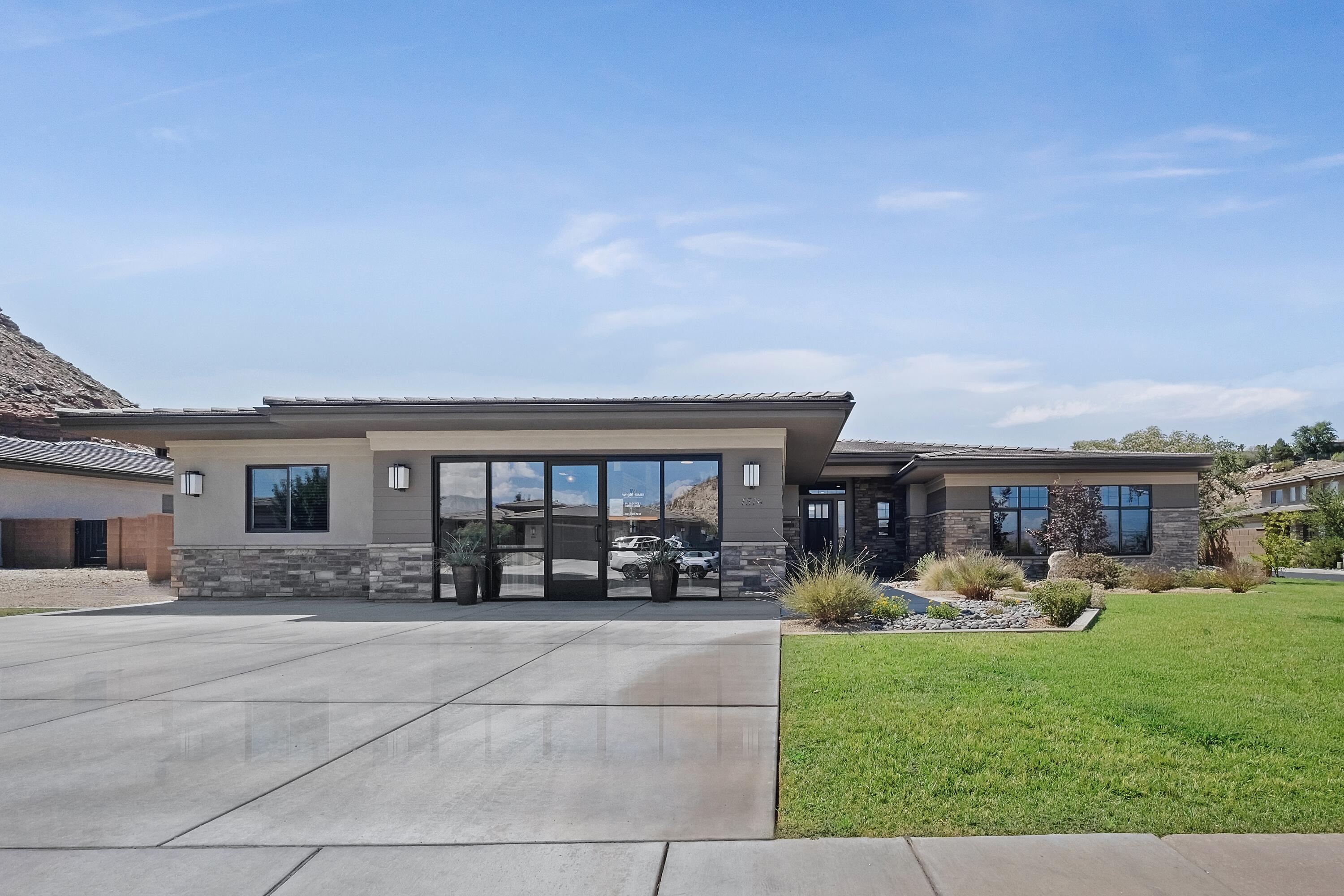 1516 E Talus Way — photo