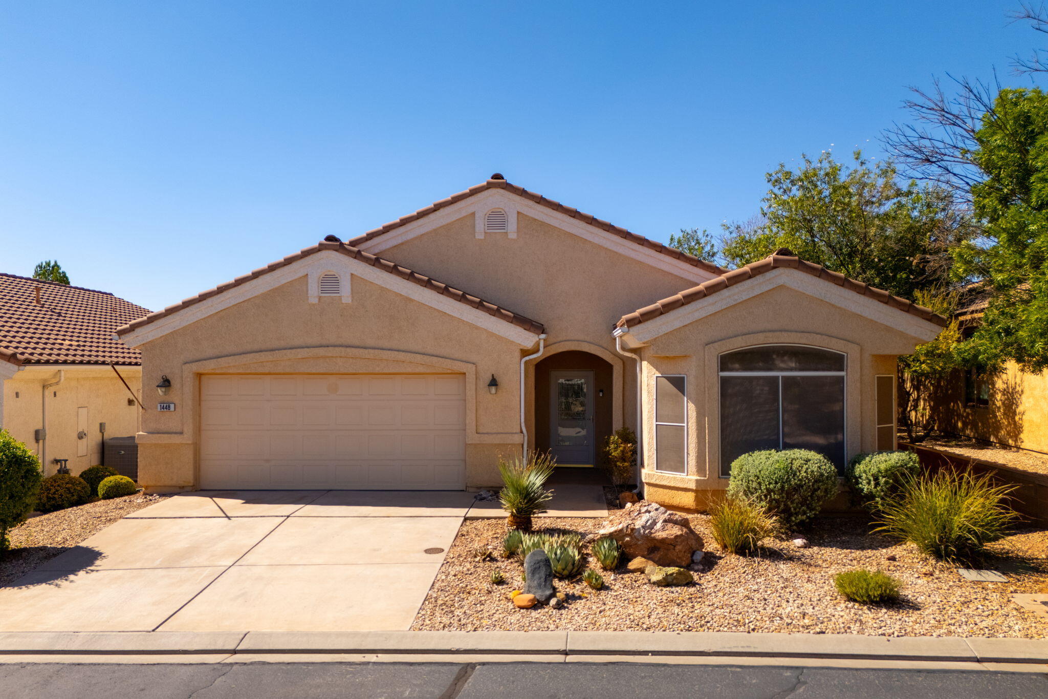 1448 W Summer Poppy Dr — photo