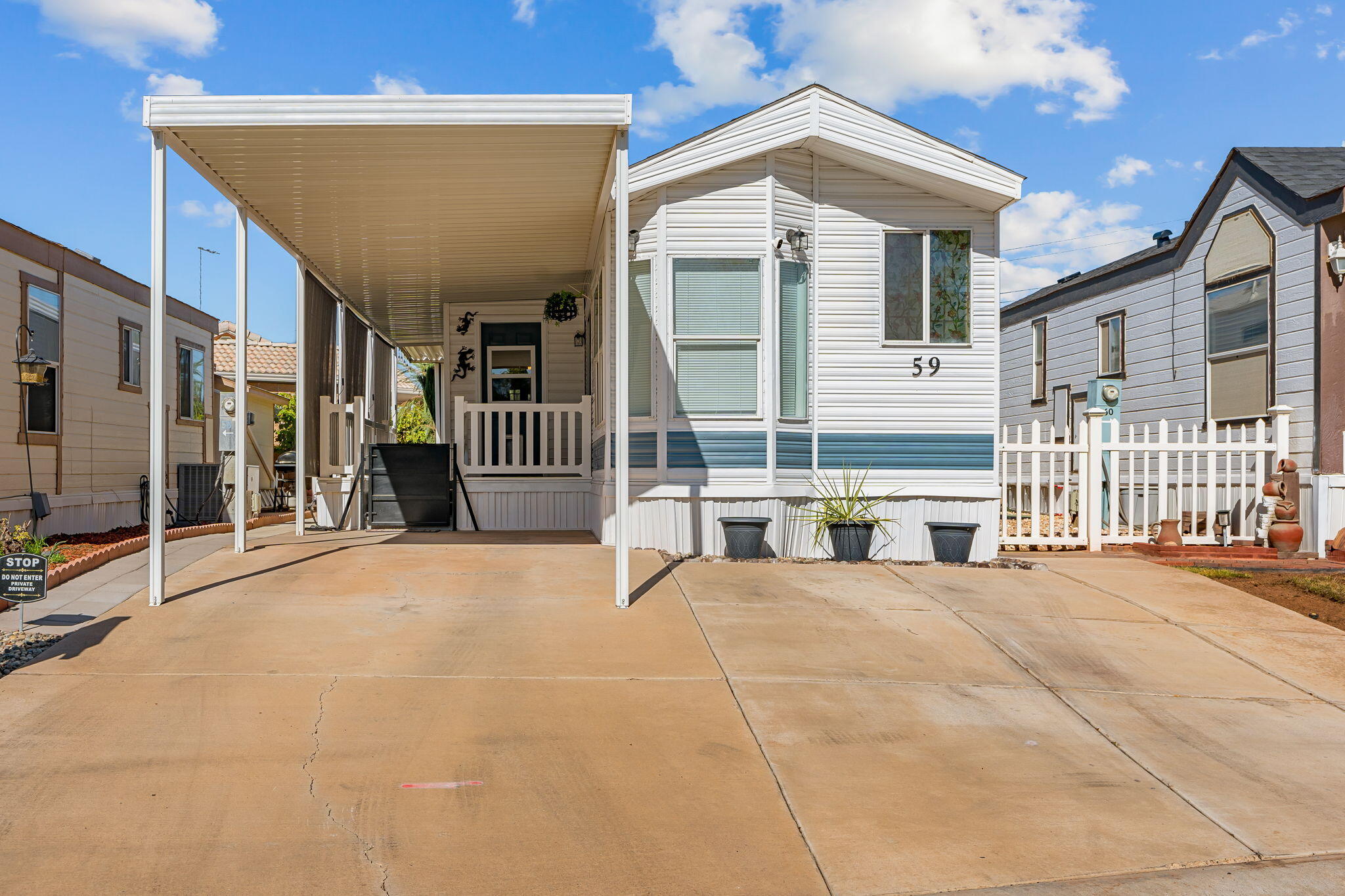 2990 E Riverside Dr 59 — photo
