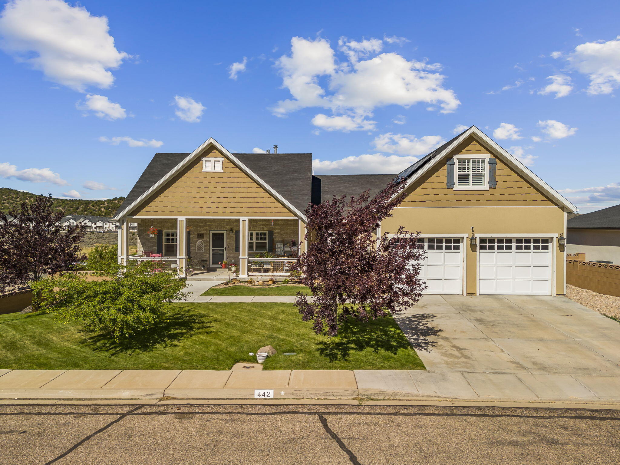 442 S Glen Canyon Dr — photo