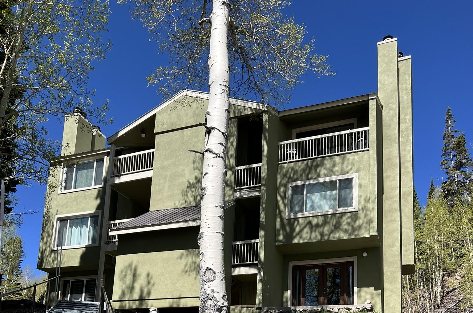 356 Utah 143 O-2 — photo
