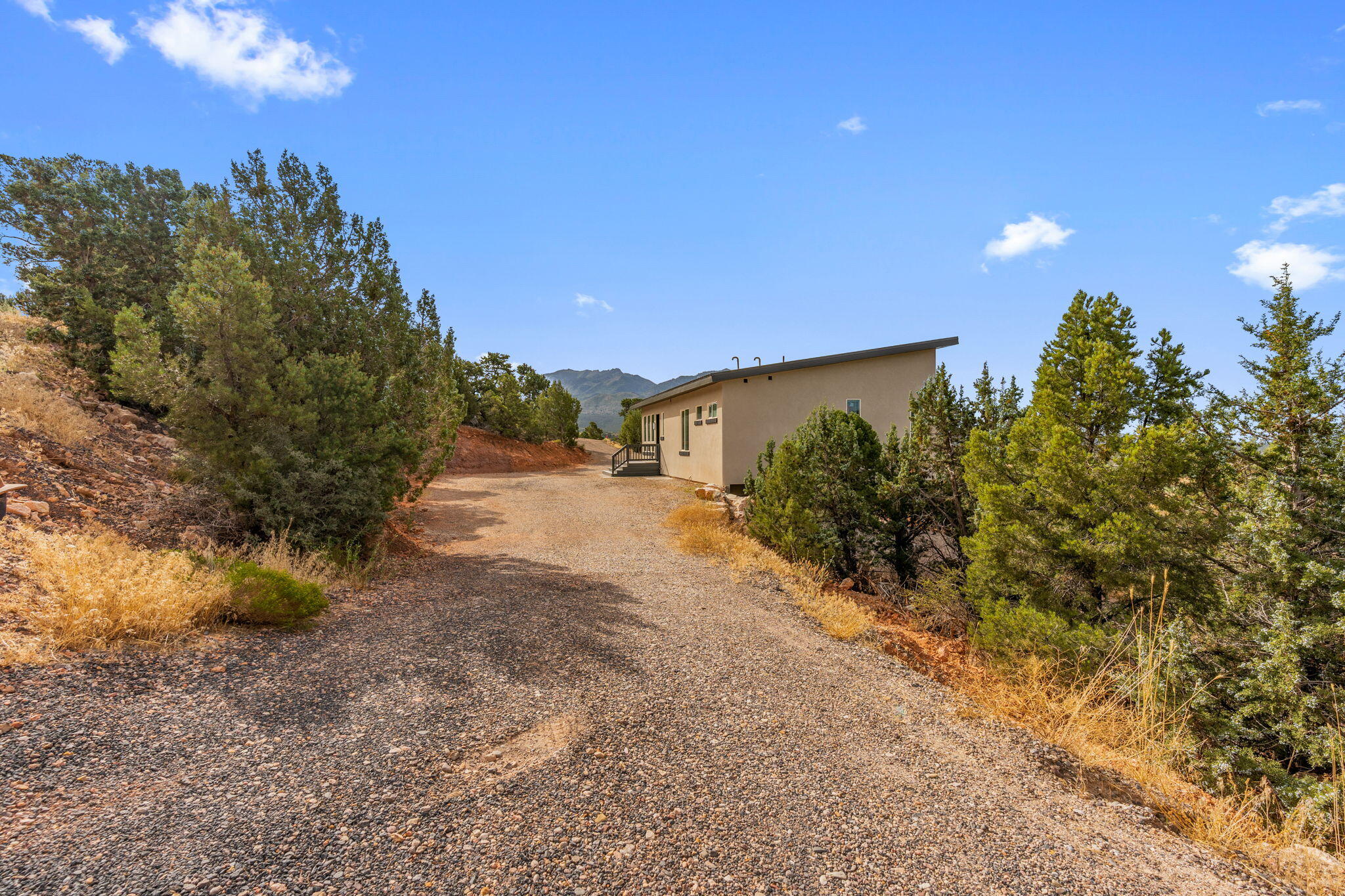 442 E Pine View Dr — photo