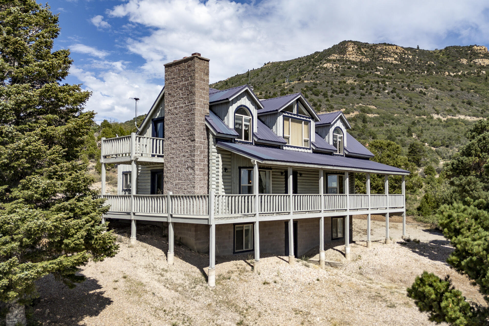 1159 E Cedar Highlands Dr — photo