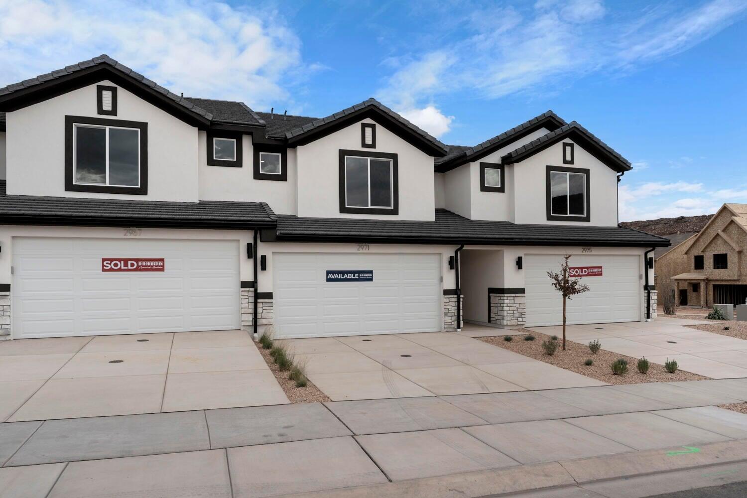 2249 S Wolverine Way 2468 — photo