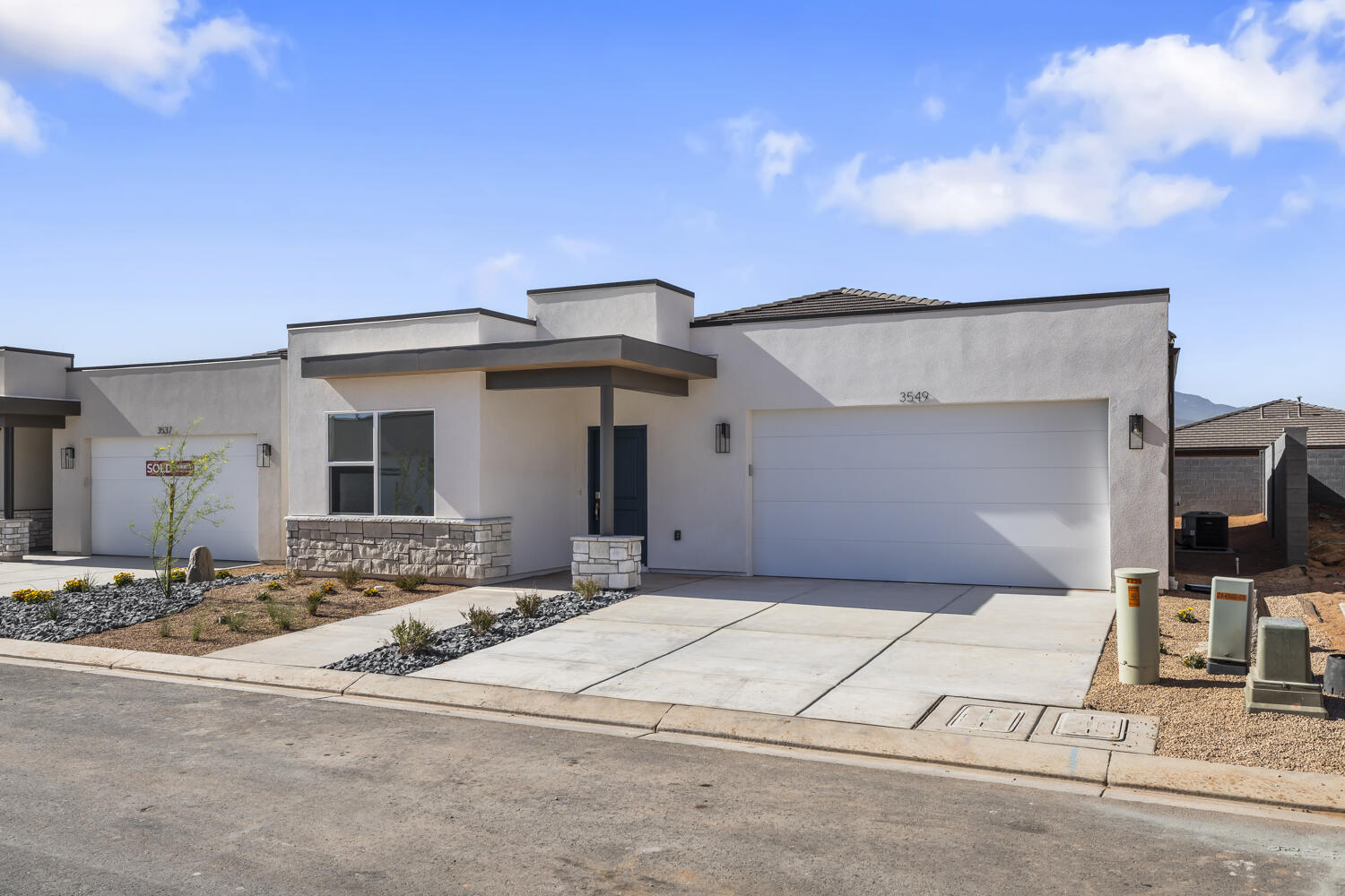1657 S Sinawava Dr 4163 — photo