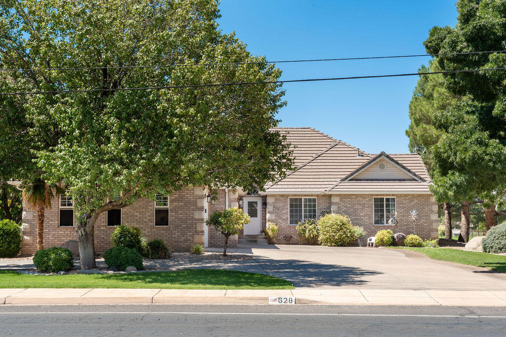 628 S 700 W — photo