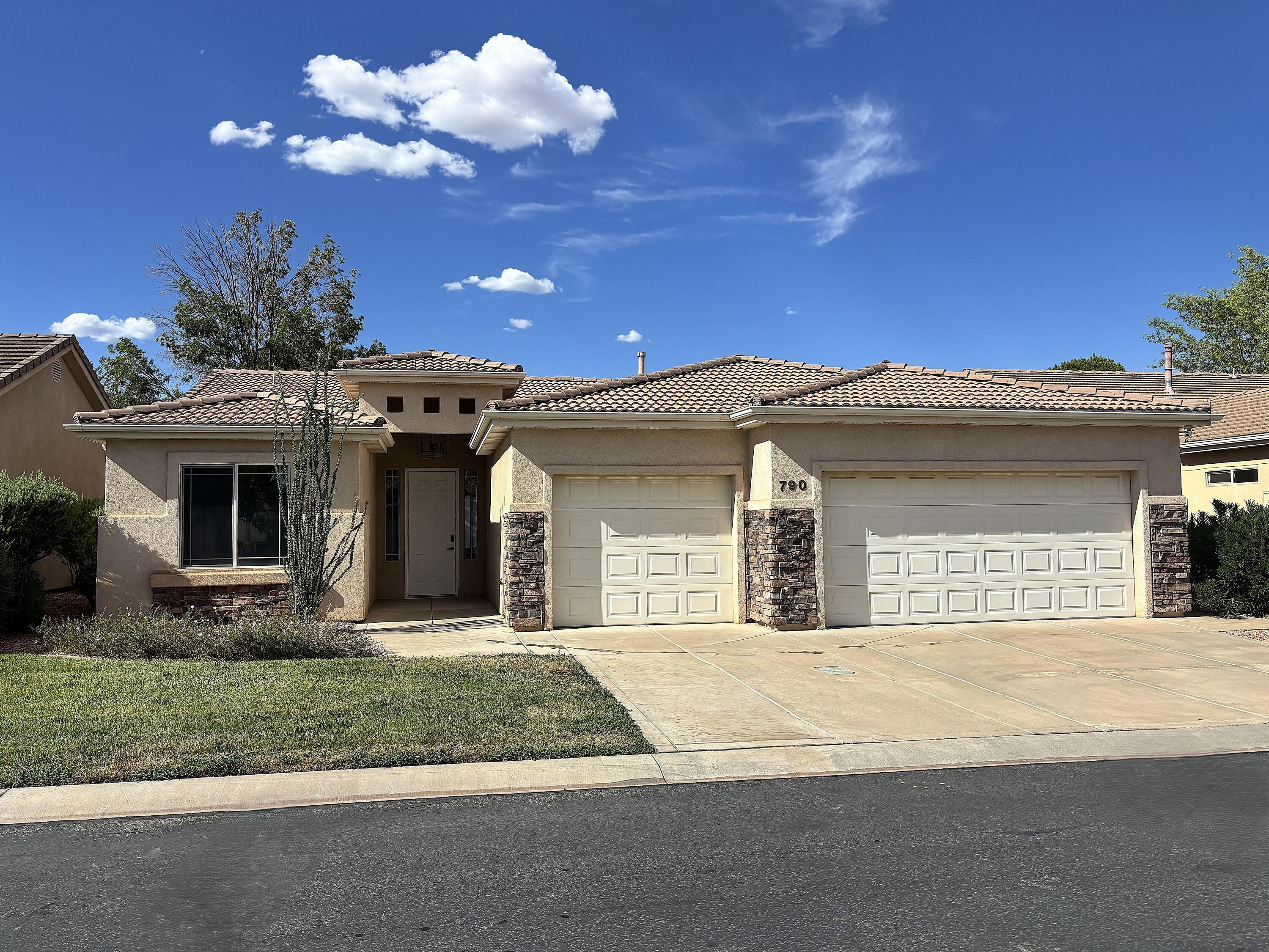 790 W Monte Verde Cir — photo
