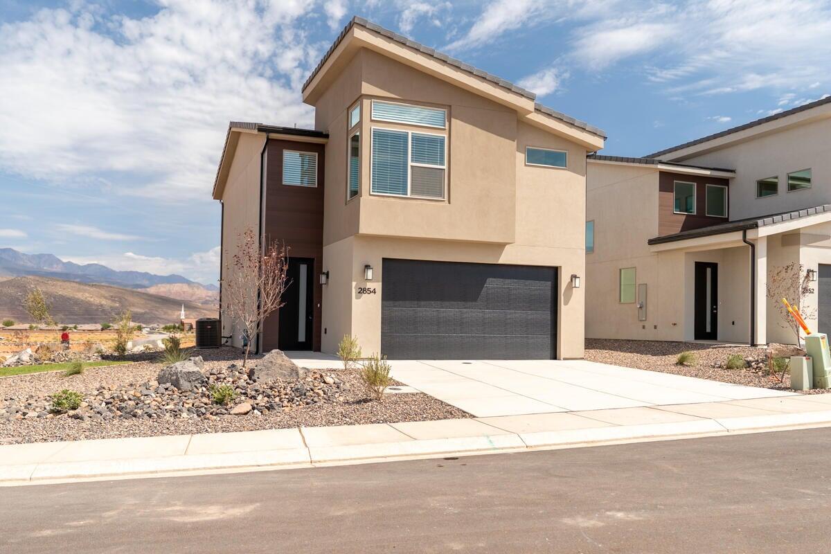 Lot 103 Paraiso — photo