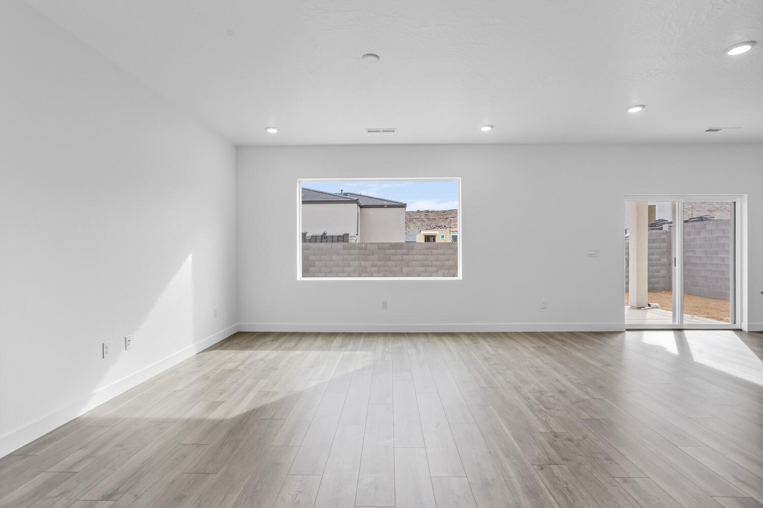 1936 S Queens Garden Dr 4271 — photo