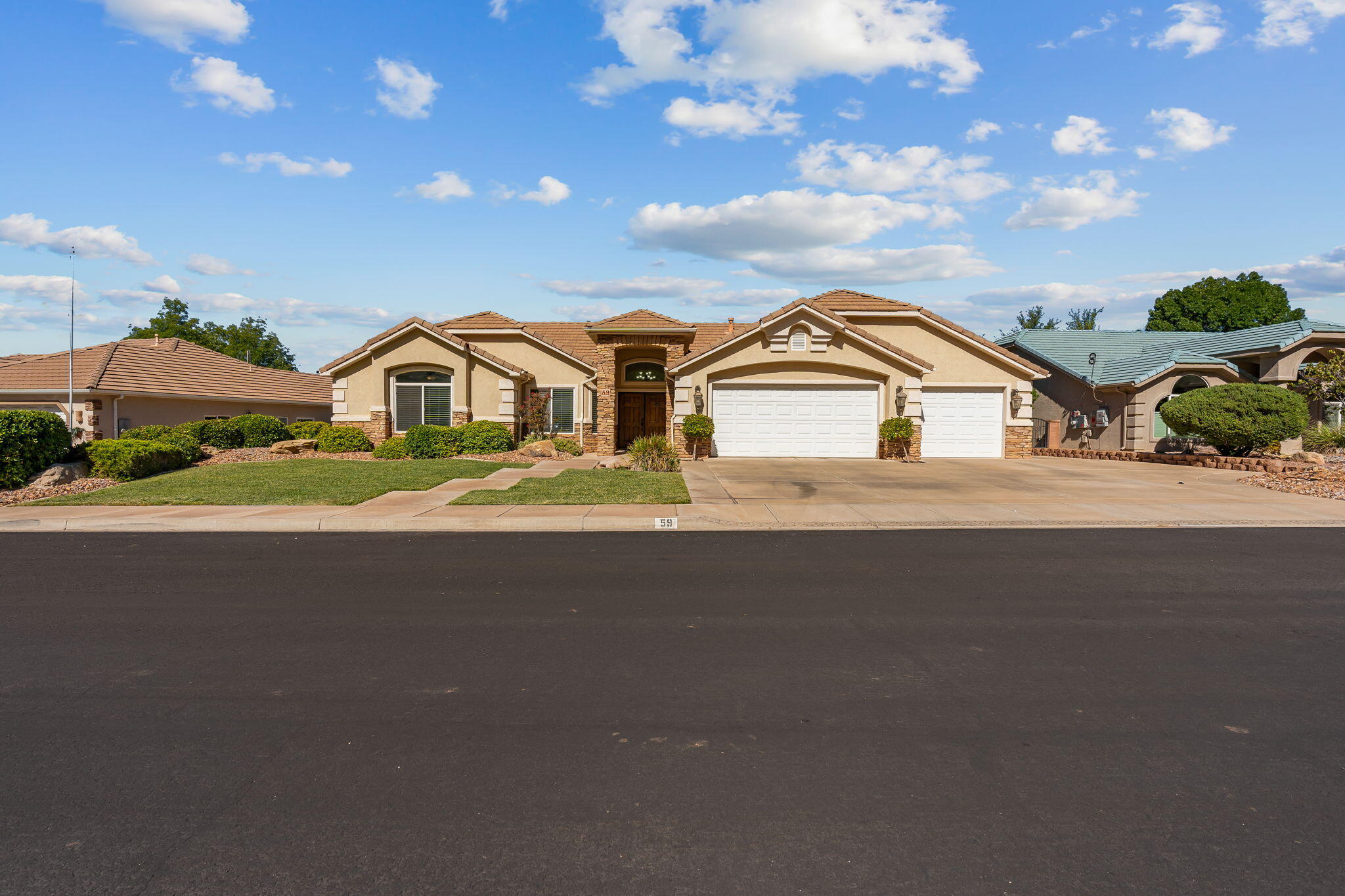 59 N Eclipse Dr, St George, UT 84770 — photo 2