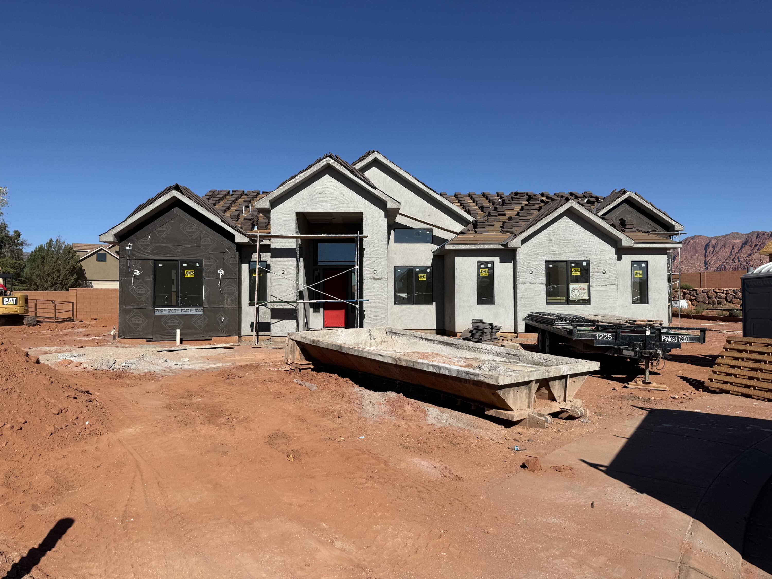 77 N 640 W — photo