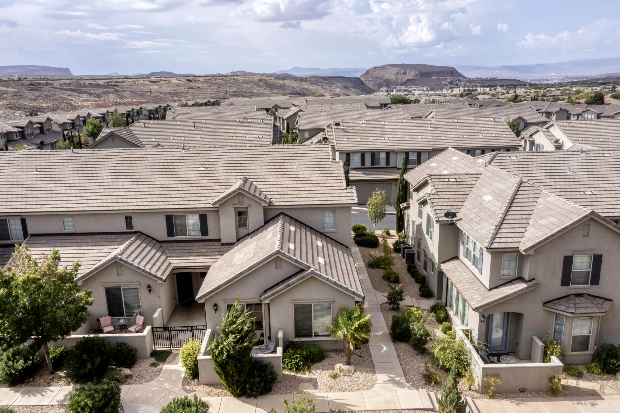 1919 E Fiesta Ln — photo