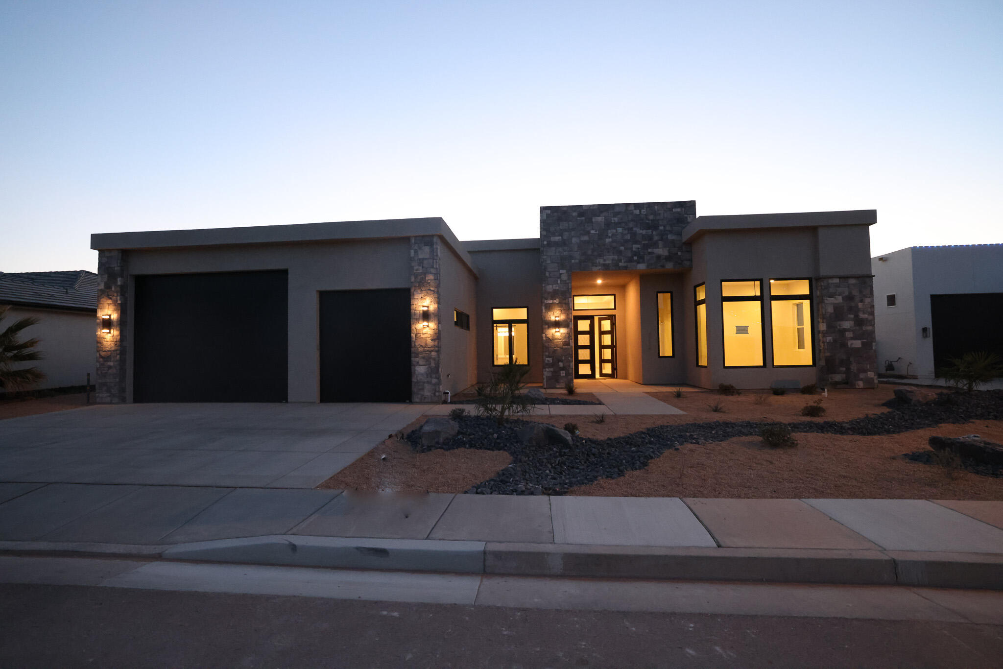 3736 S McKenzie Ln 140 — photo