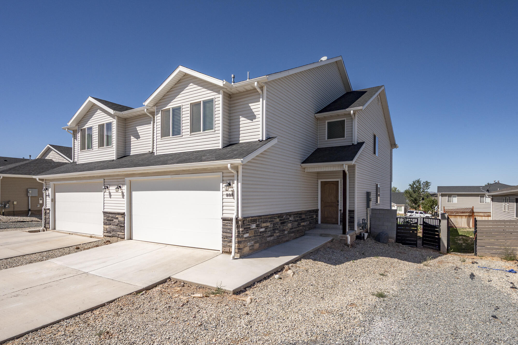 888 S 25 W — photo
