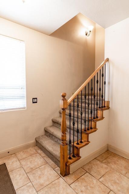 19 E 820 S — photo