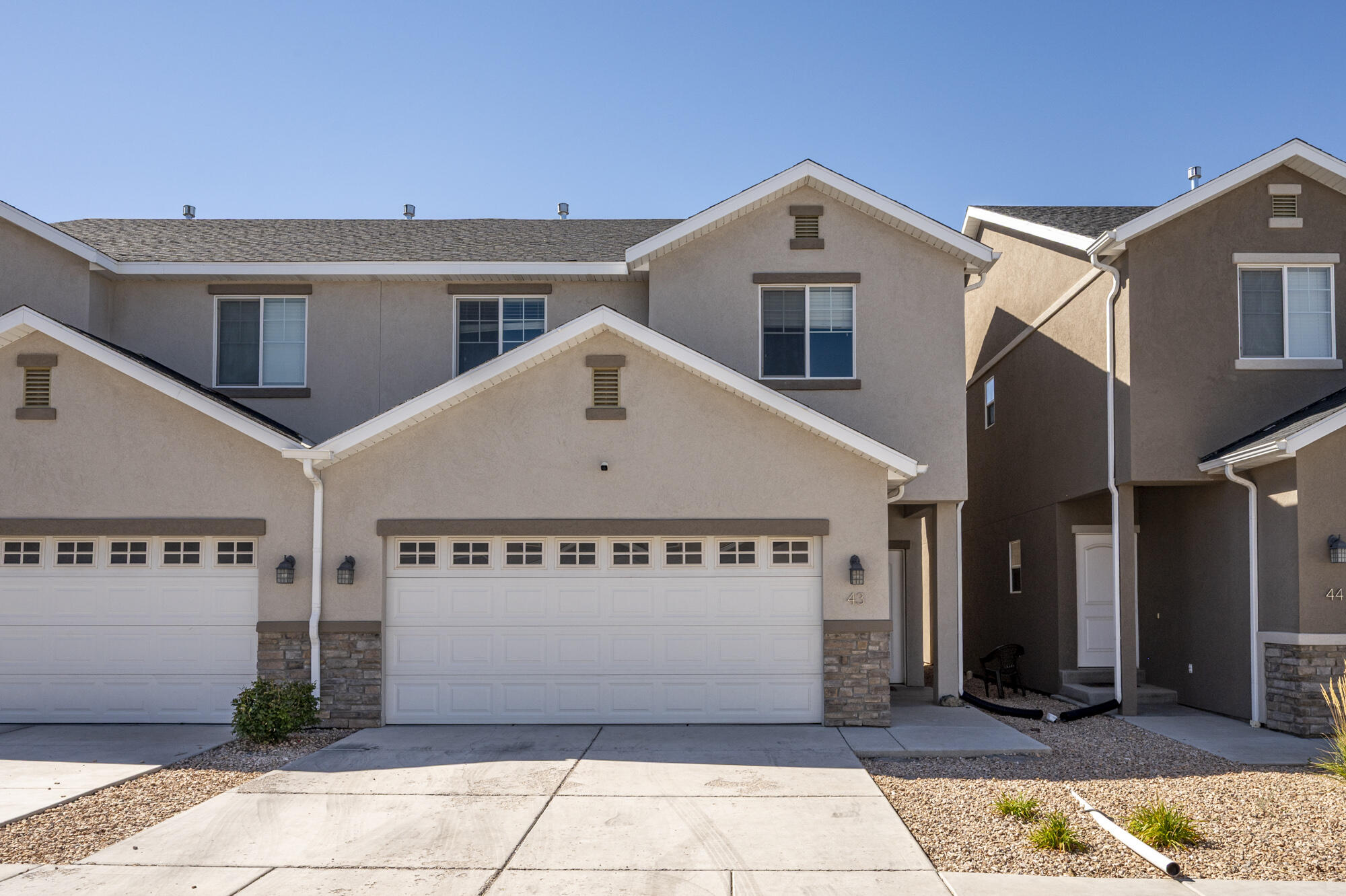 173 E Fiddlers Canyon Rd 43 — photo