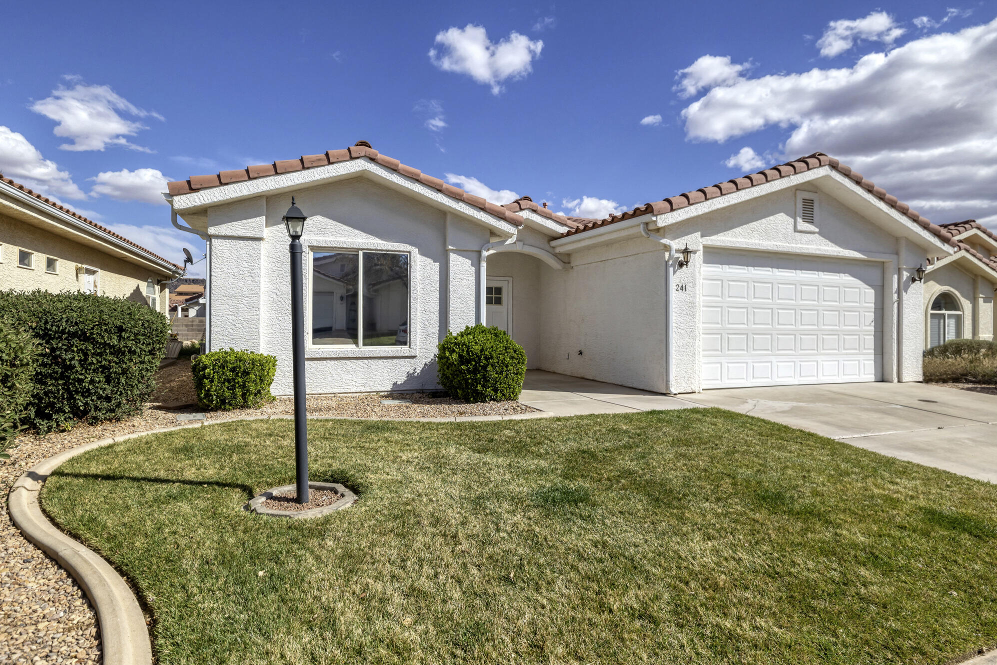 2050 W Canyon View Dr 241 — photo