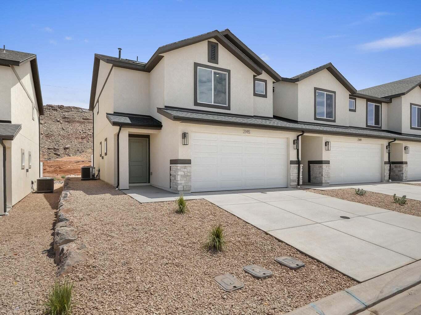 2267 S Wolverine Way 2473 — photo