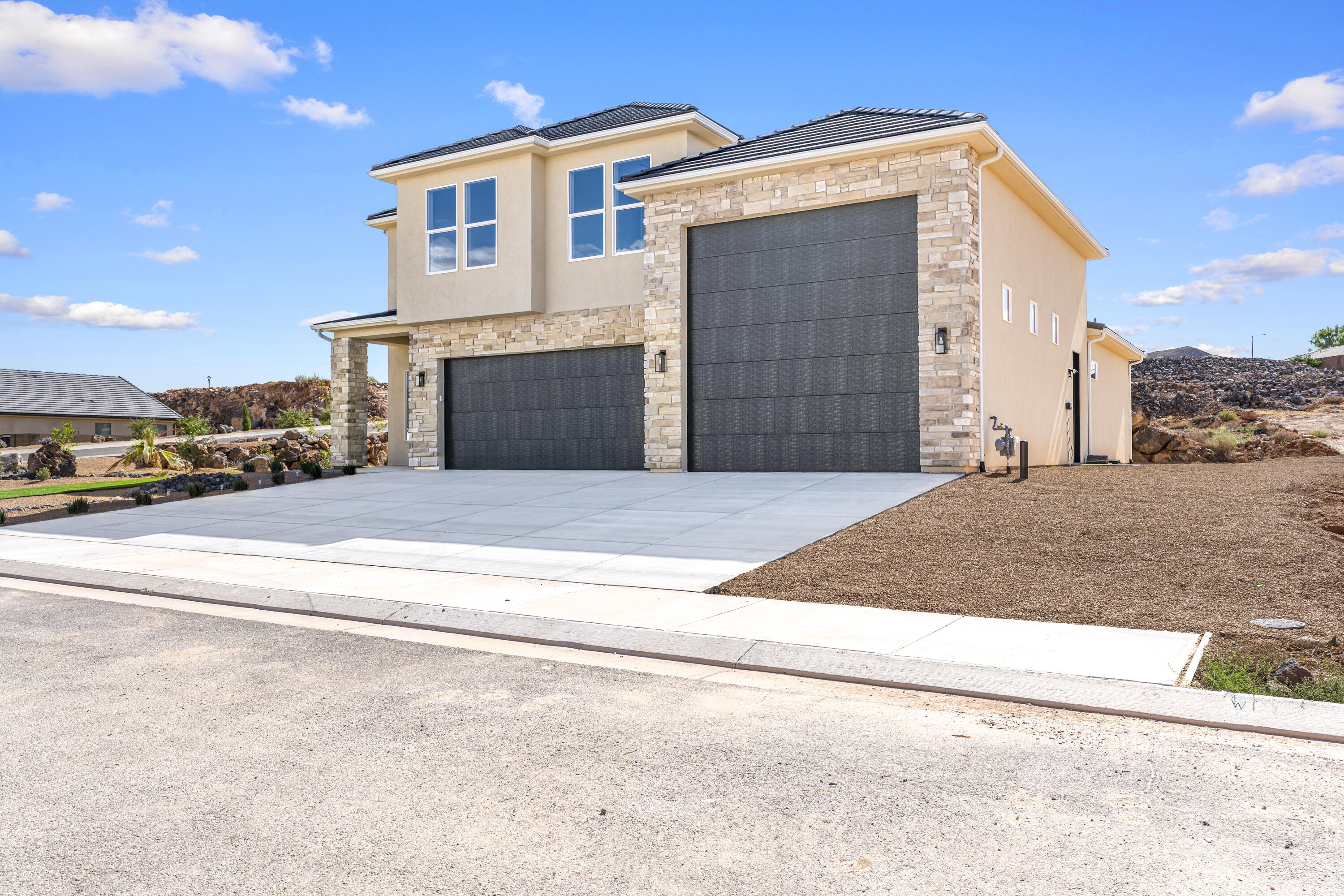 3381 N 3380 W — photo