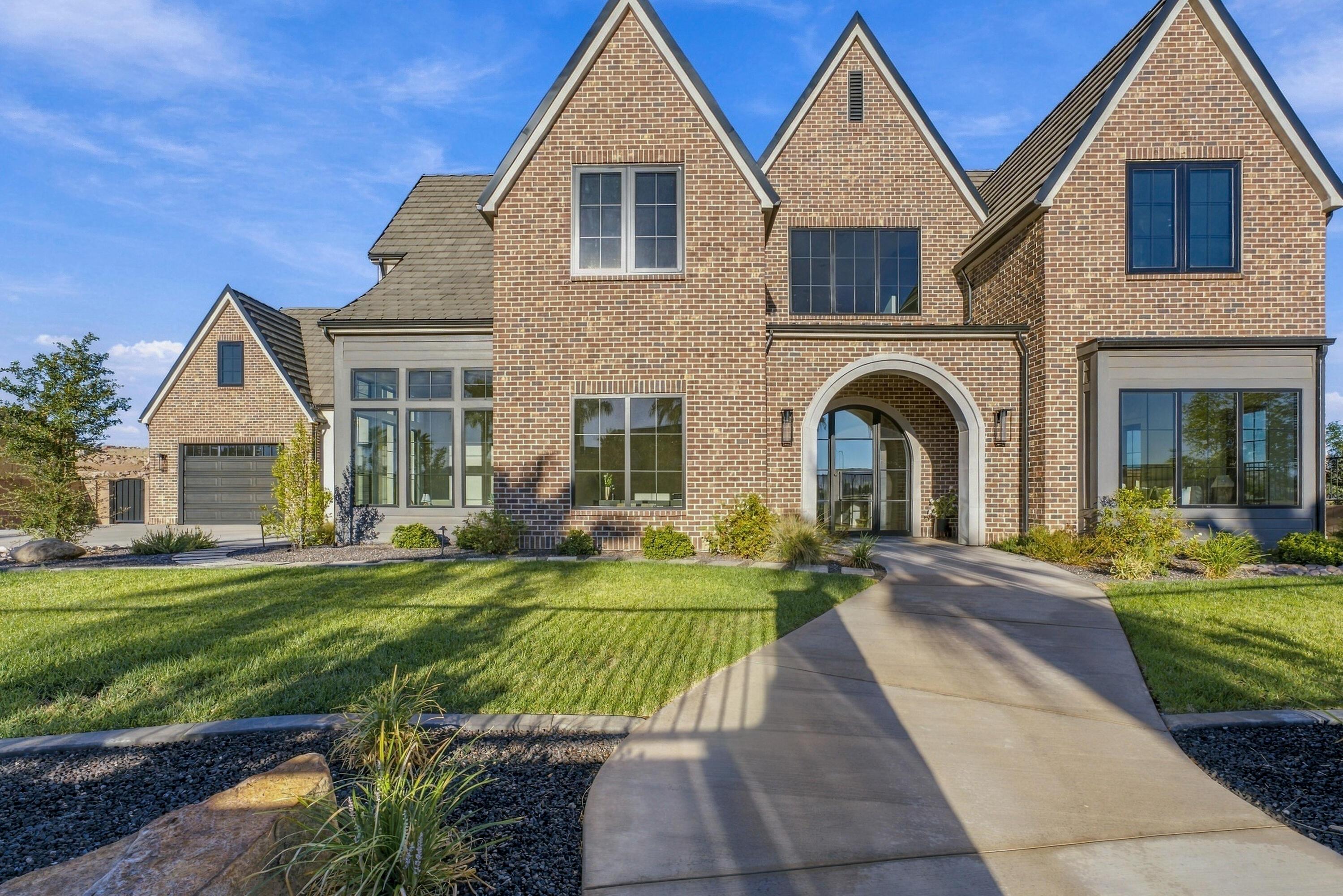 1468 S Red Cliffs Temple Ln — photo
