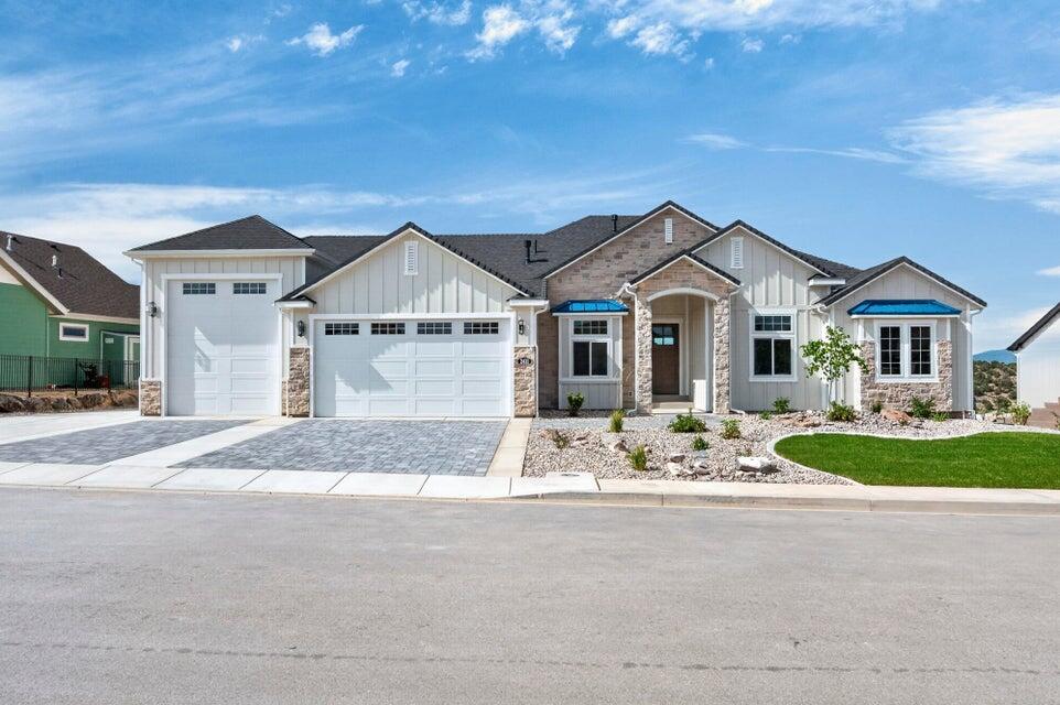 2411 W Portal Hill Rd — photo