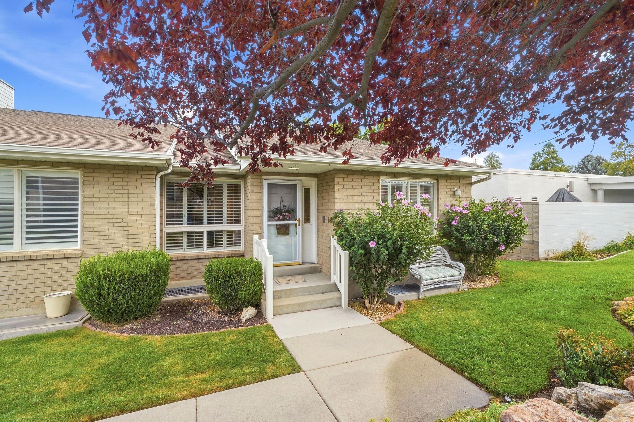 1493 W Cornerstone Dr — photo