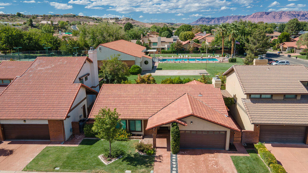 545 S Valley View Dr 137 — photo