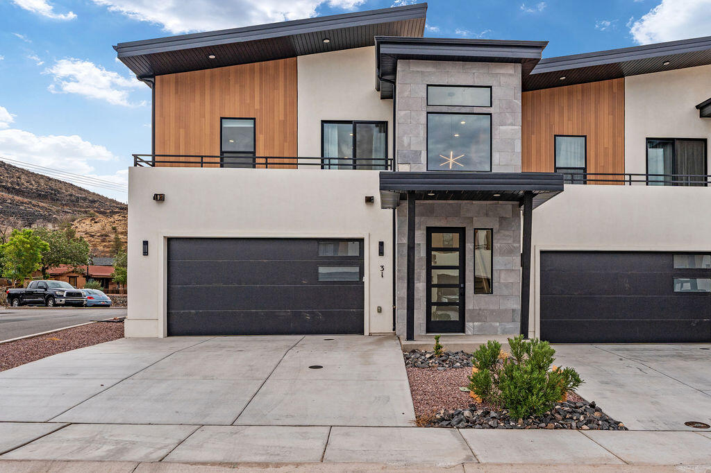 306 E 500 N 31 — photo