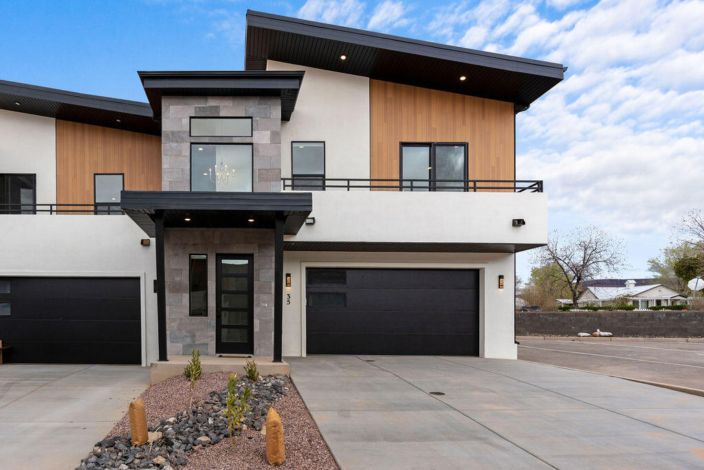306 E 500 N 35 — photo