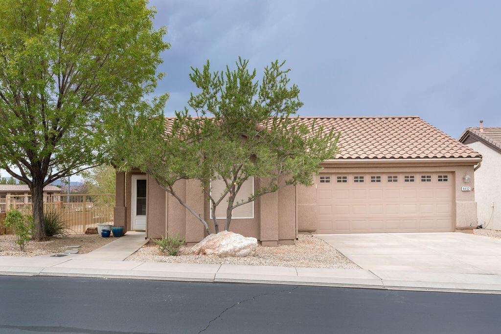4452 S Laurel Green Dr — photo