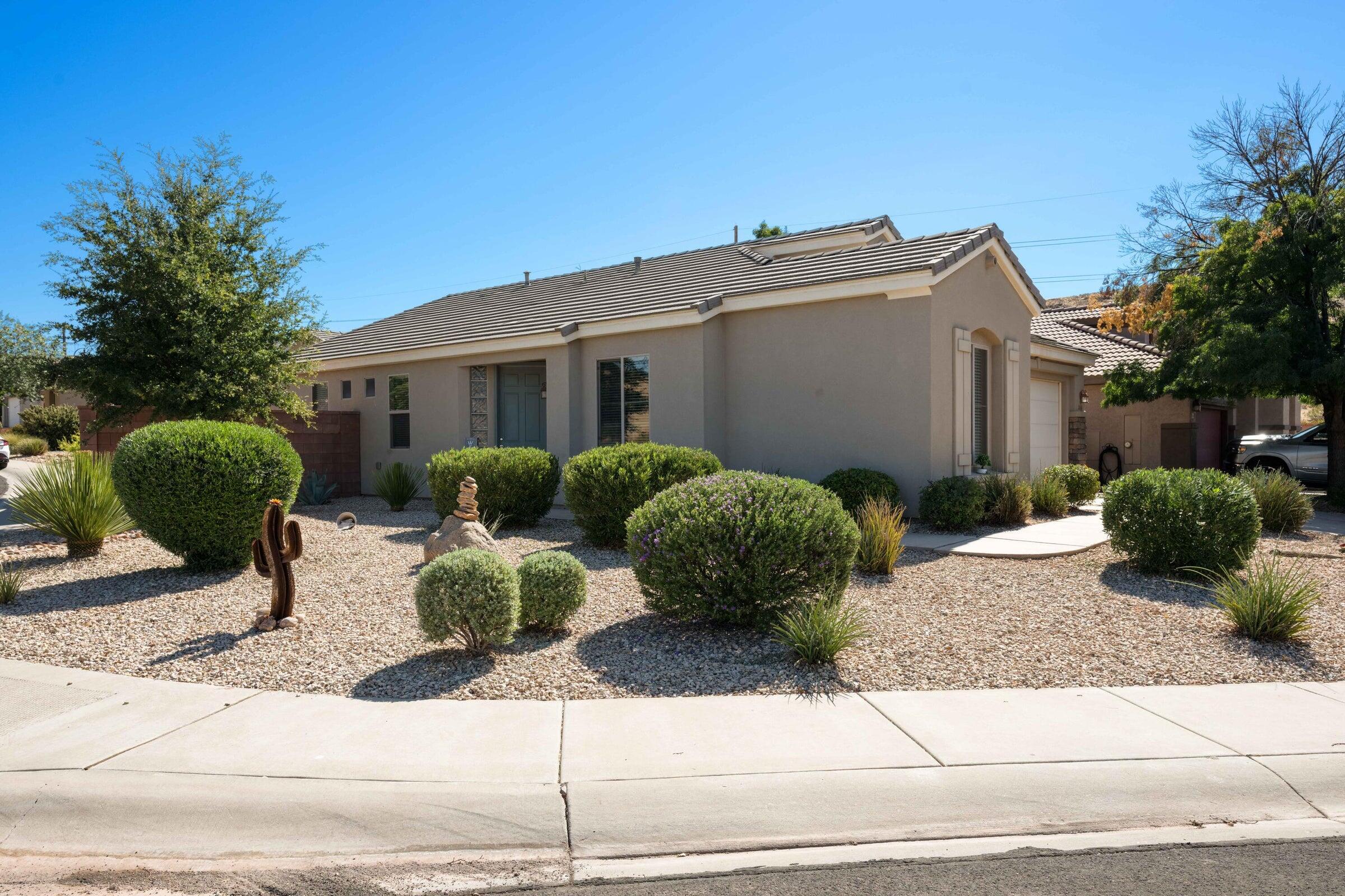 3166 E Fourteen Fairway Dr — photo