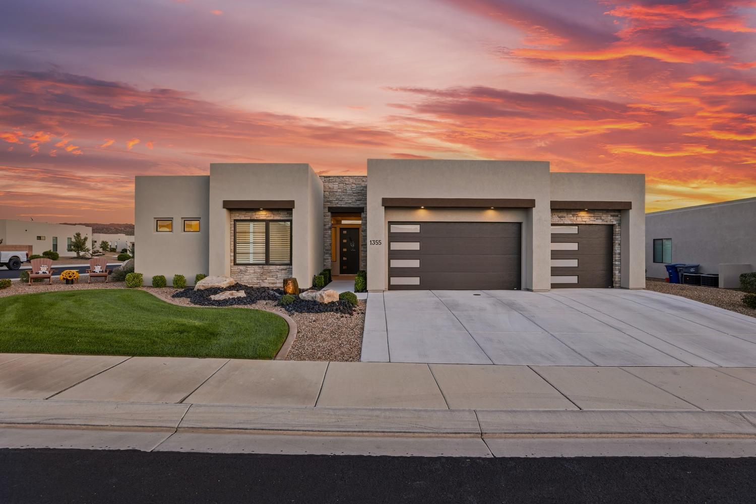 1355 W Pocket Mesa Dr — photo