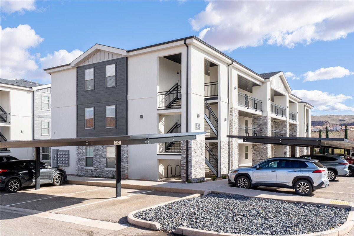 1167 E Telegraph St C201 — photo