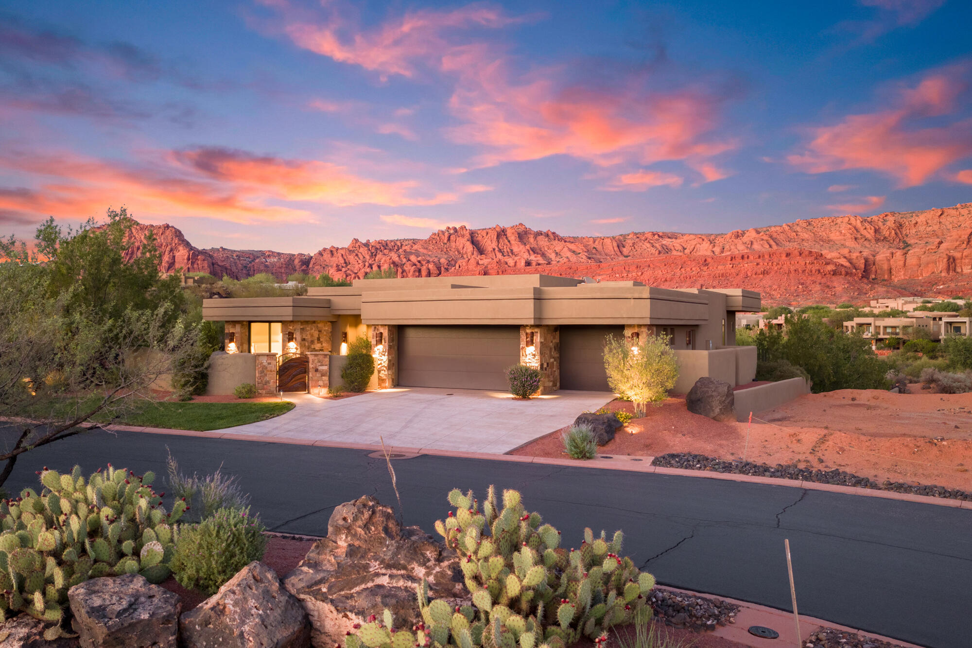 29 E Split Rock E #29, Ivins, UT 84738 — photo 2