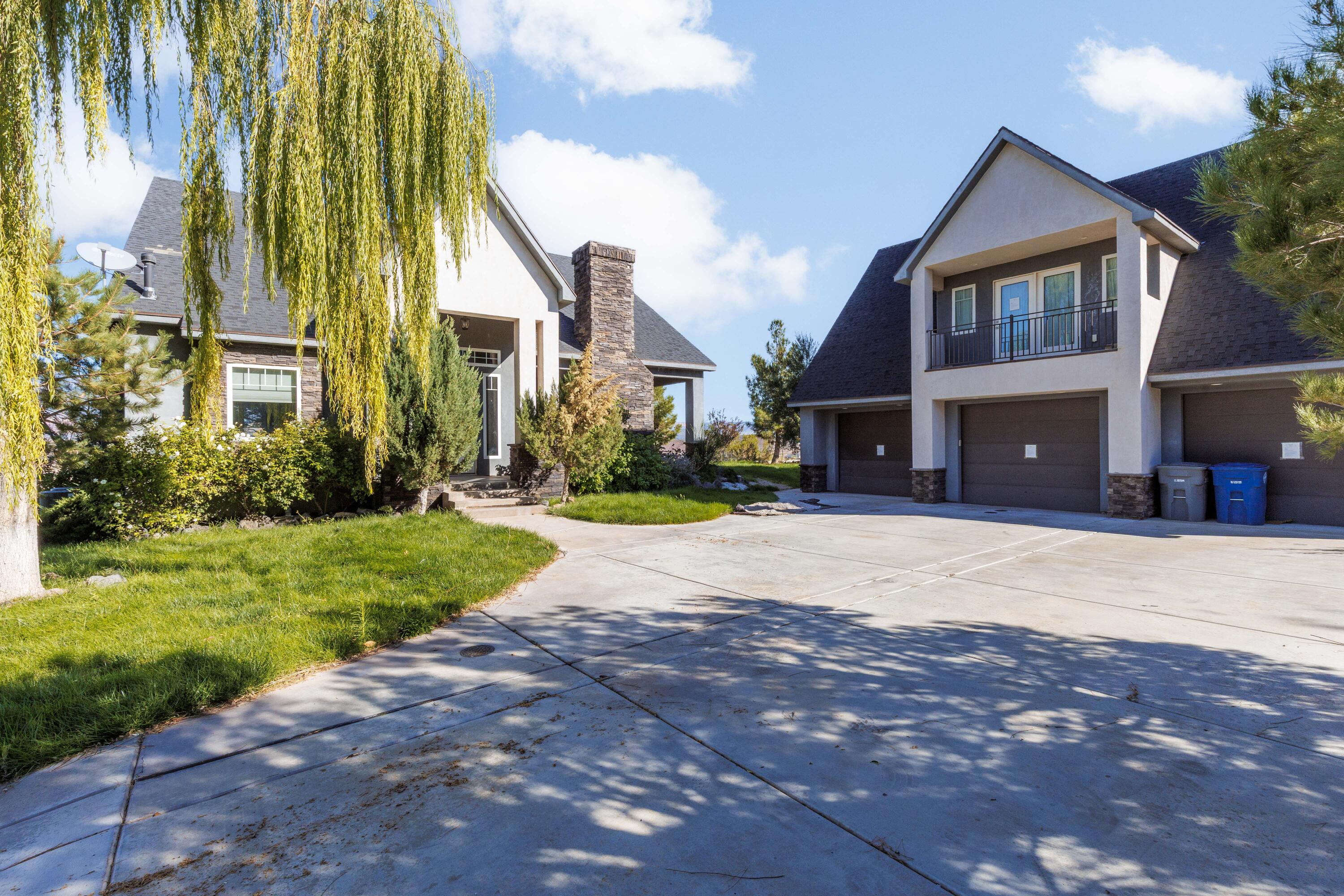 2321 W Ridge View Dr, Hurricane, UT 84737 | Realty.com