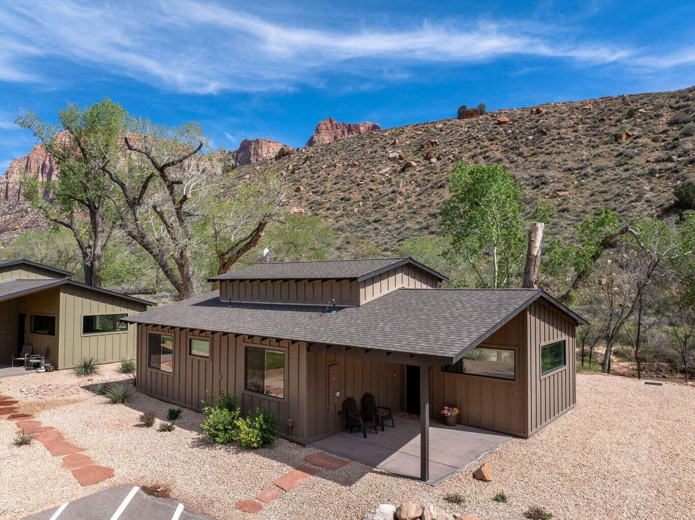 1775 Zion Park Blvd Unit 7 — photo