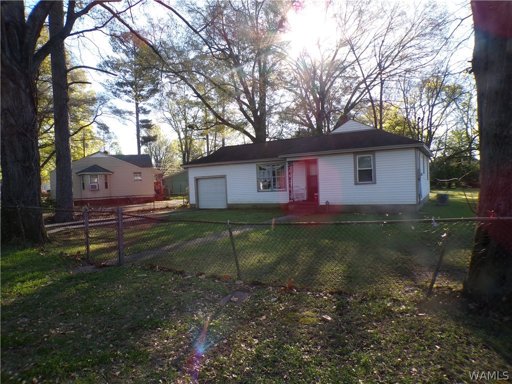 5207 Greenview Drive — photo