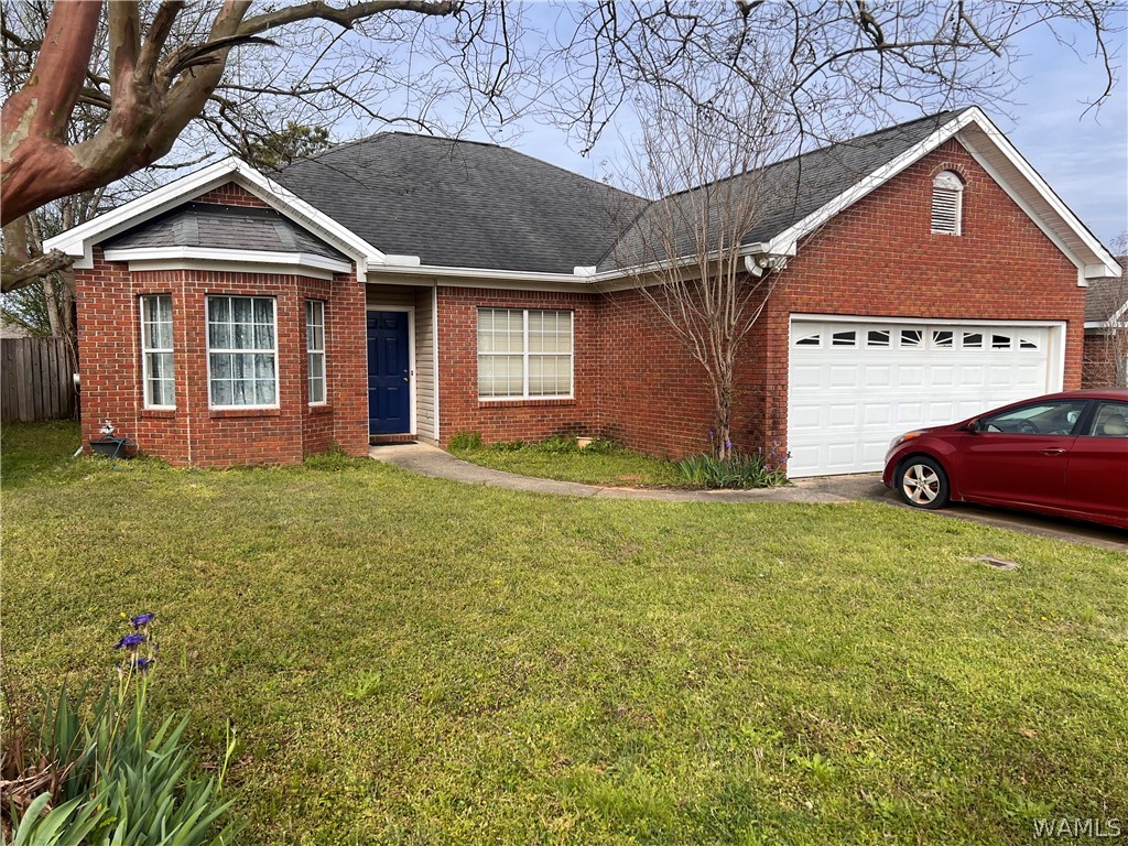 220 Azalea Lane — photo