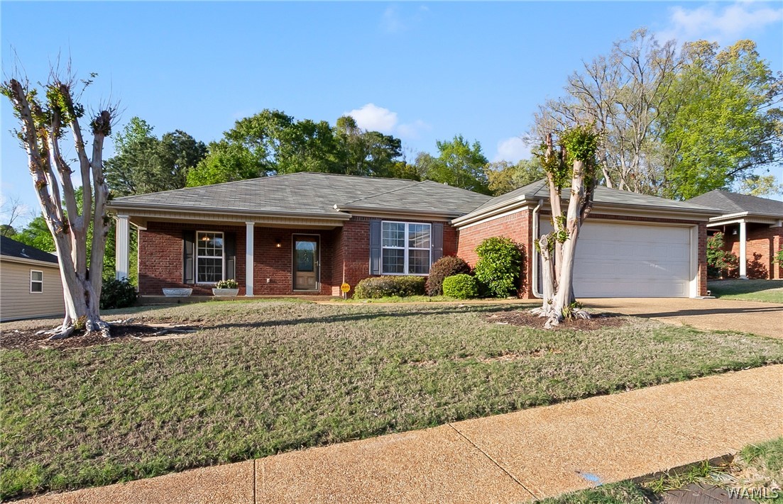 2020 Cross Creek Drive — photo