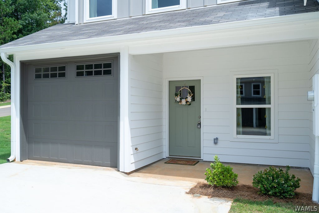 22124 Cove Lane — photo