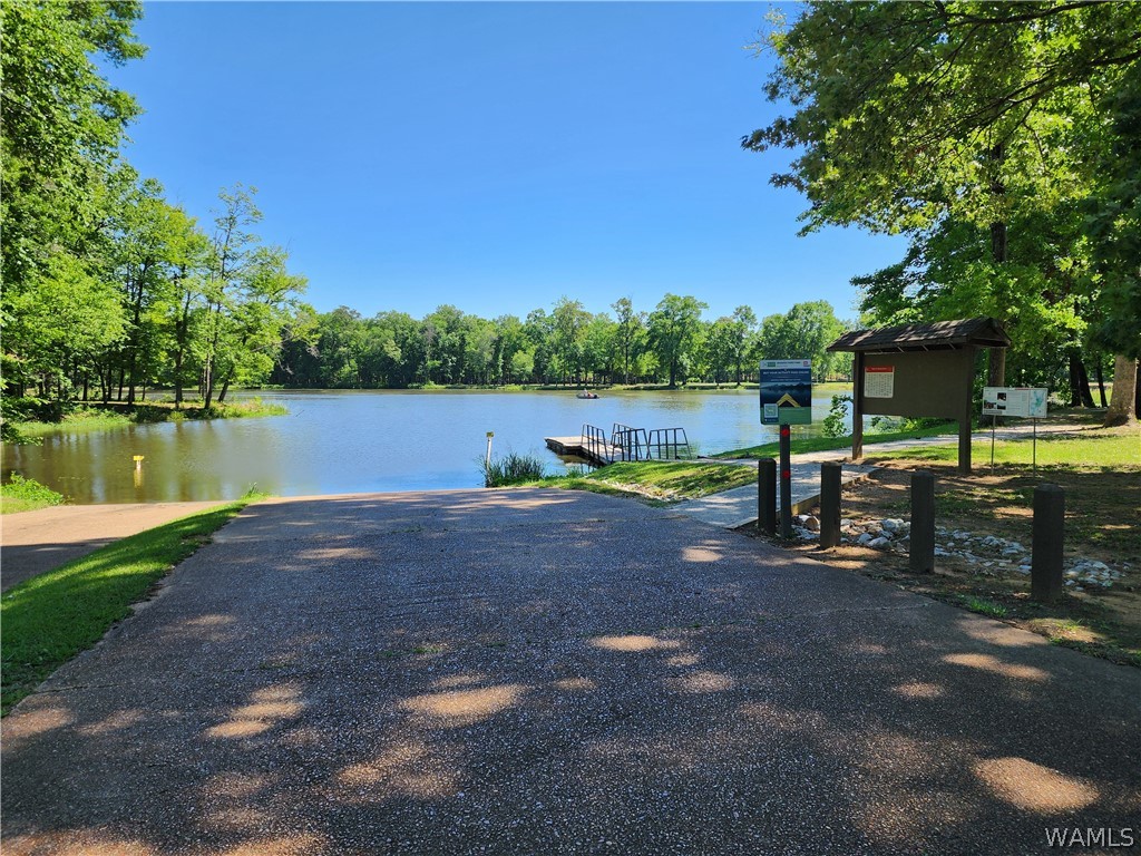 475 Roebuck Landing — photo