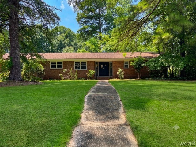 3660 Mayfair Drive — photo